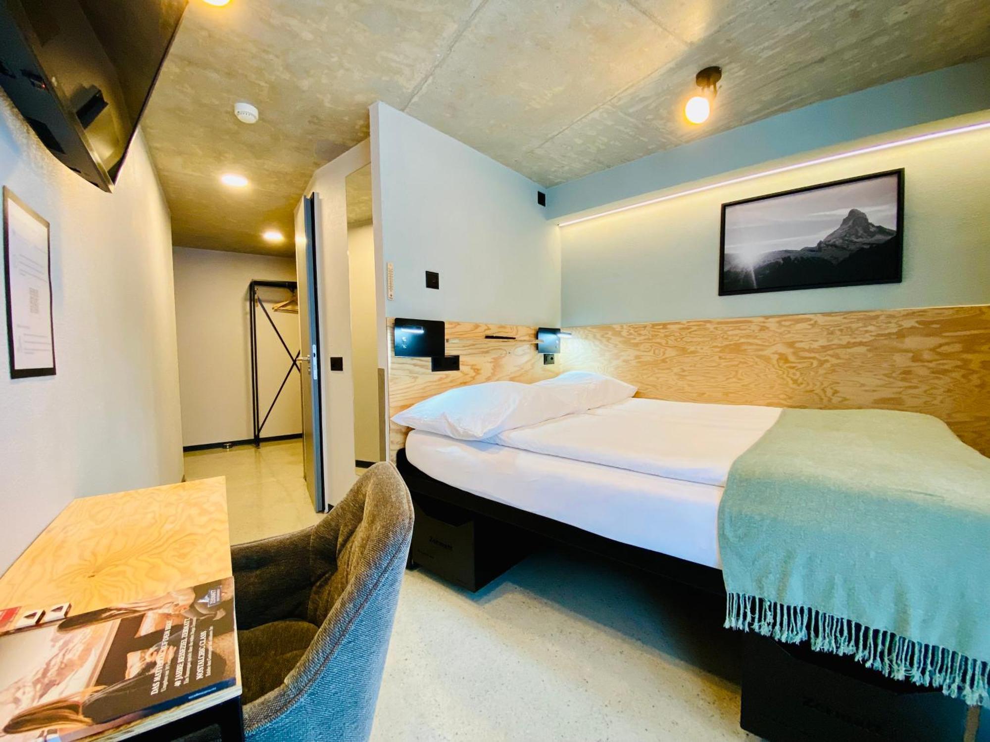 Peaky Riders Self Check-In Hotel Zermatt Rom bilde