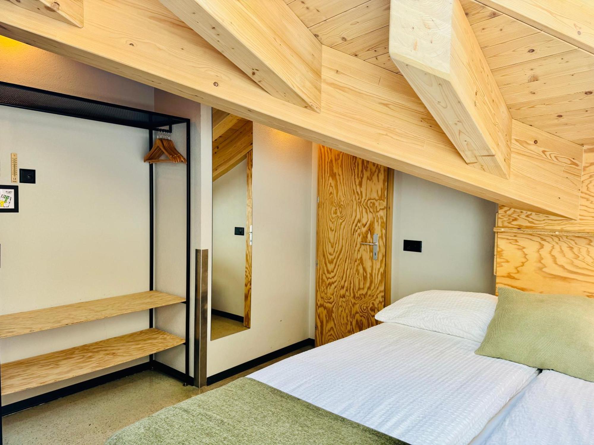 Peaky Riders Self Check-In Hotel Zermatt Rom bilde
