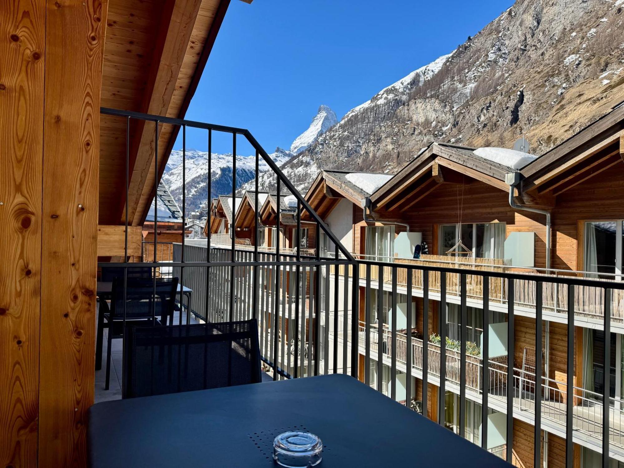 Peaky Riders Self Check-In Hotel Zermatt Rom bilde